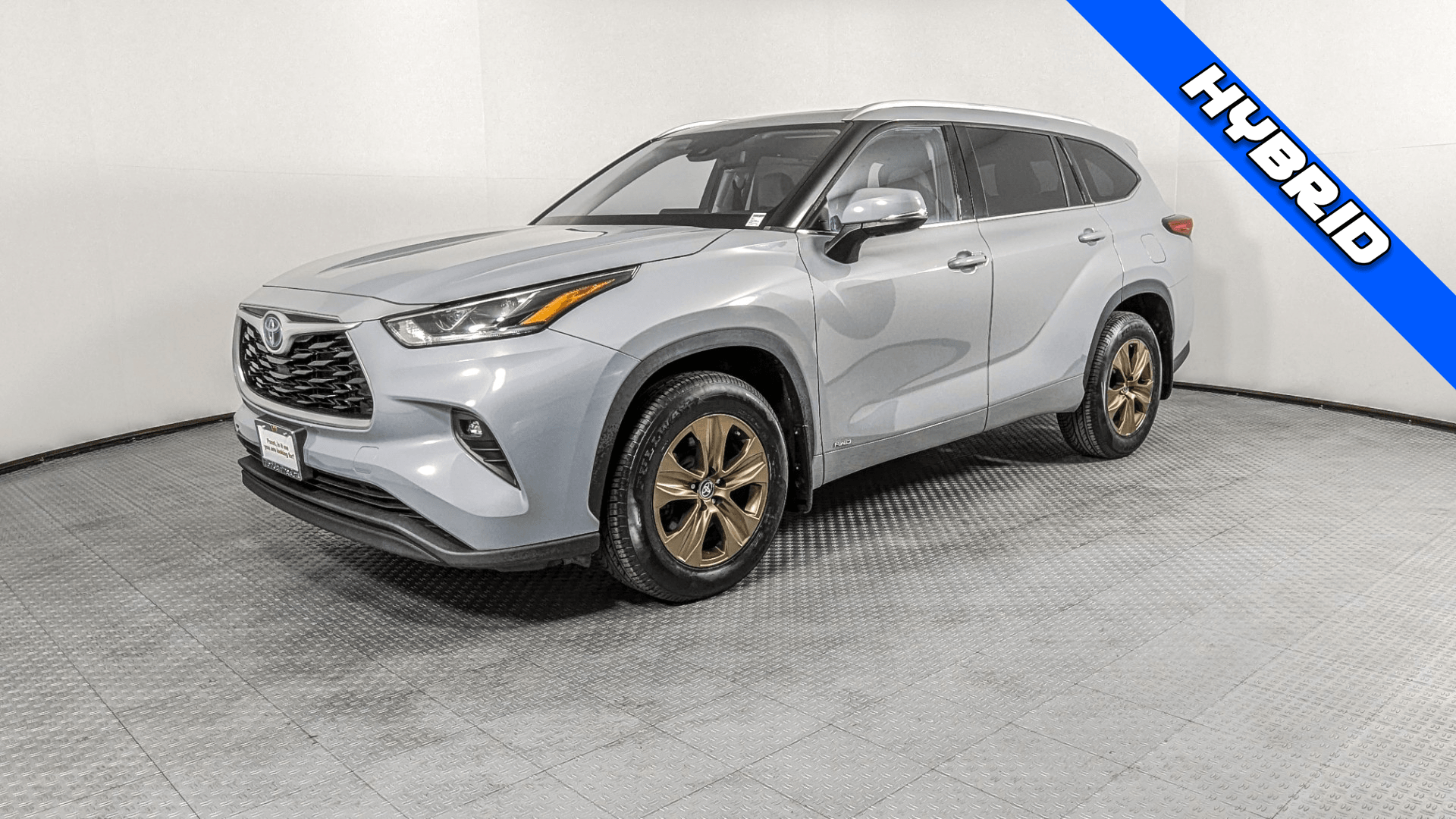 2022 Toyota Highlander Bronze Edition's photo