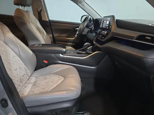 Florida Fine Cars - Used TOYOTA HIGHLANDER 2022 ORLANDO HYBRID BRONZE EDITION
