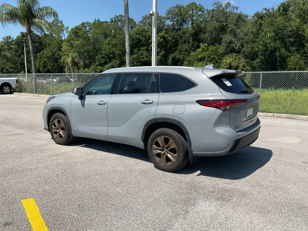 Florida Fine Cars - Used TOYOTA HIGHLANDER 2022 ORLANDO HYBRID BRONZE EDITION