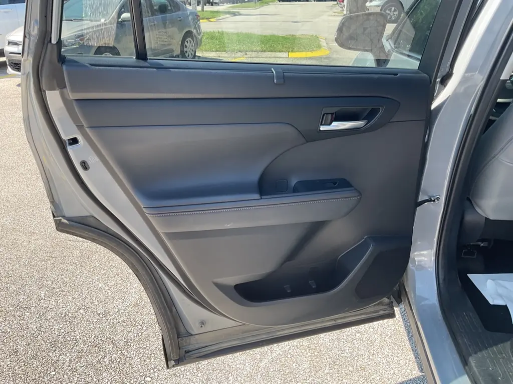 Florida Fine Cars - Used TOYOTA HIGHLANDER 2022 ORLANDO HYBRID BRONZE EDITION