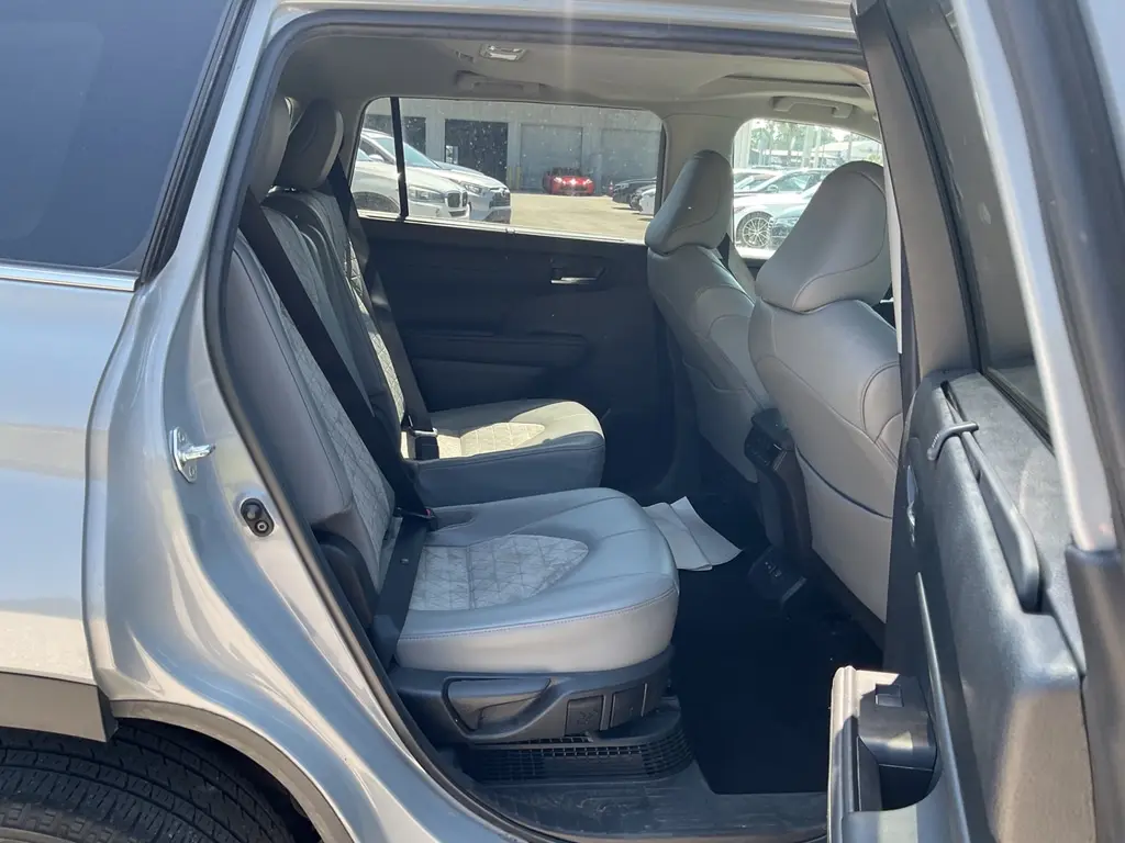 Florida Fine Cars - Used TOYOTA HIGHLANDER 2022 ORLANDO HYBRID BRONZE EDITION