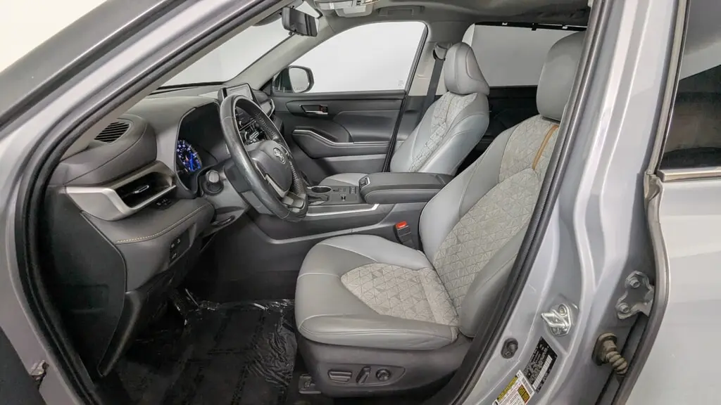 Florida Fine Cars - Used TOYOTA HIGHLANDER 2022 ORLANDO HYBRID BRONZE EDITION