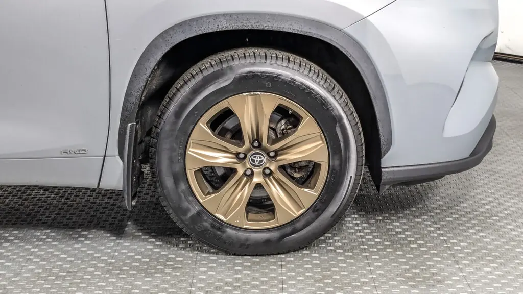 Florida Fine Cars - Used TOYOTA HIGHLANDER 2022 ORLANDO HYBRID BRONZE EDITION