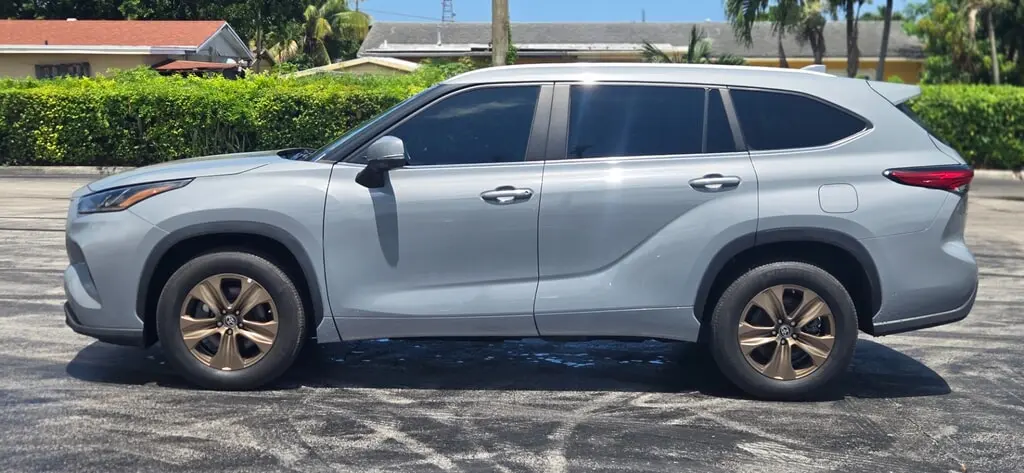 Florida Fine Cars - Used TOYOTA HIGHLANDER 2023 MIAMI HYBRID BRONZE EDITION