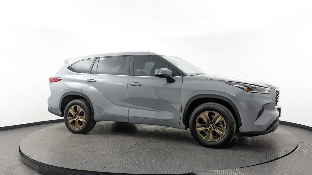 Florida Fine Cars - Used TOYOTA HIGHLANDER 2023 MIAMI HYBRID BRONZE EDITION