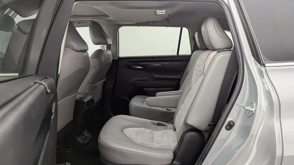 Florida Fine Cars - Used TOYOTA HIGHLANDER 2023 MIAMI HYBRID BRONZE EDITION