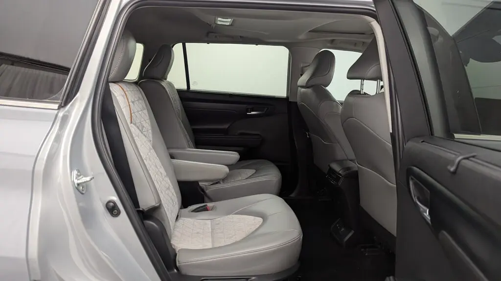 Florida Fine Cars - Used TOYOTA HIGHLANDER 2023 MIAMI HYBRID BRONZE EDITION