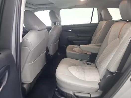 Florida Fine Cars - Used TOYOTA HIGHLANDER 2023 MIAMI HYBRID BRONZE EDITION