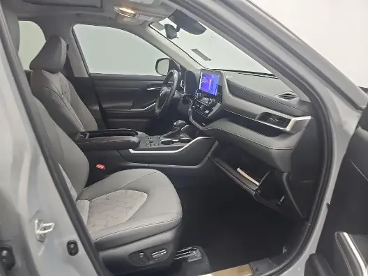 Florida Fine Cars - Used TOYOTA HIGHLANDER 2023 MIAMI HYBRID BRONZE EDITION