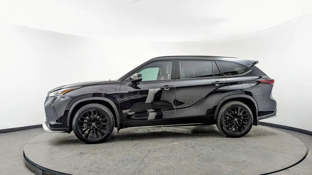 Florida Fine Cars - Used TOYOTA HIGHLANDER 2024 MIAMI XSE