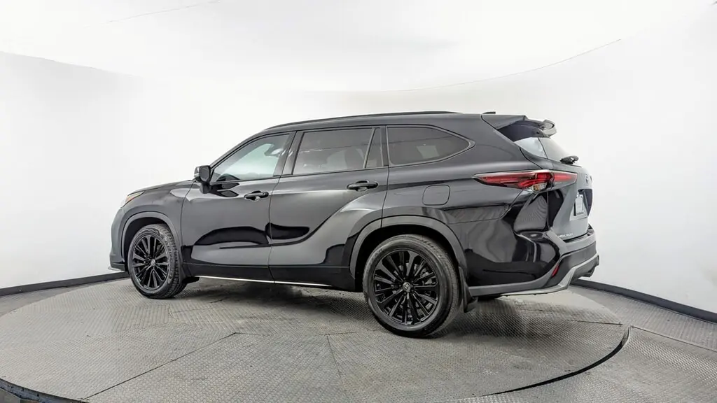 Florida Fine Cars - Used TOYOTA HIGHLANDER 2024 MIAMI XSE