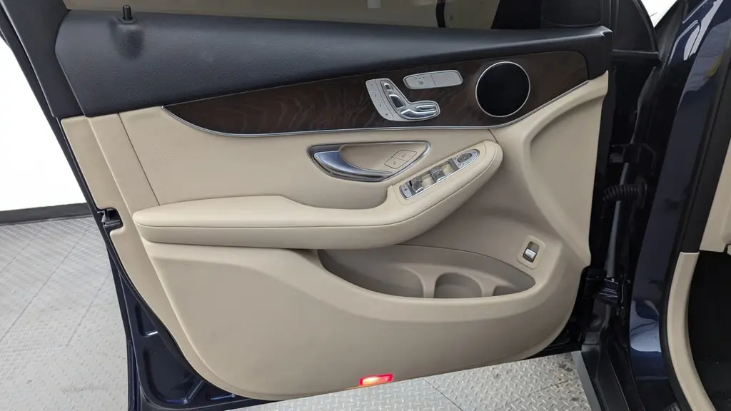 Florida Fine Cars - Used MERCEDES-BENZ GLC 2019 MIAMI GLC 300