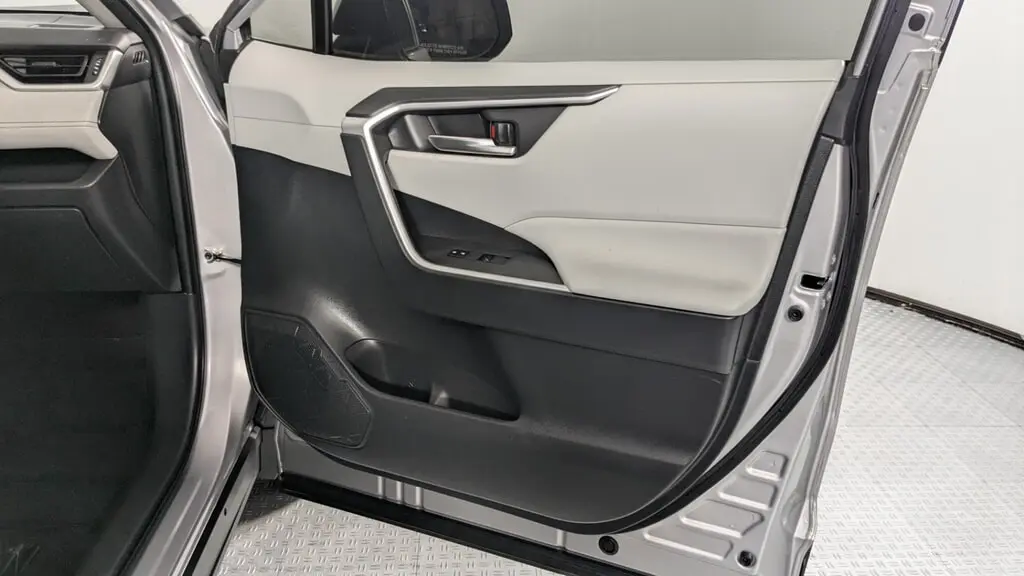 Florida Fine Cars - Used TOYOTA RAV4 2019 ORLANDO XLE