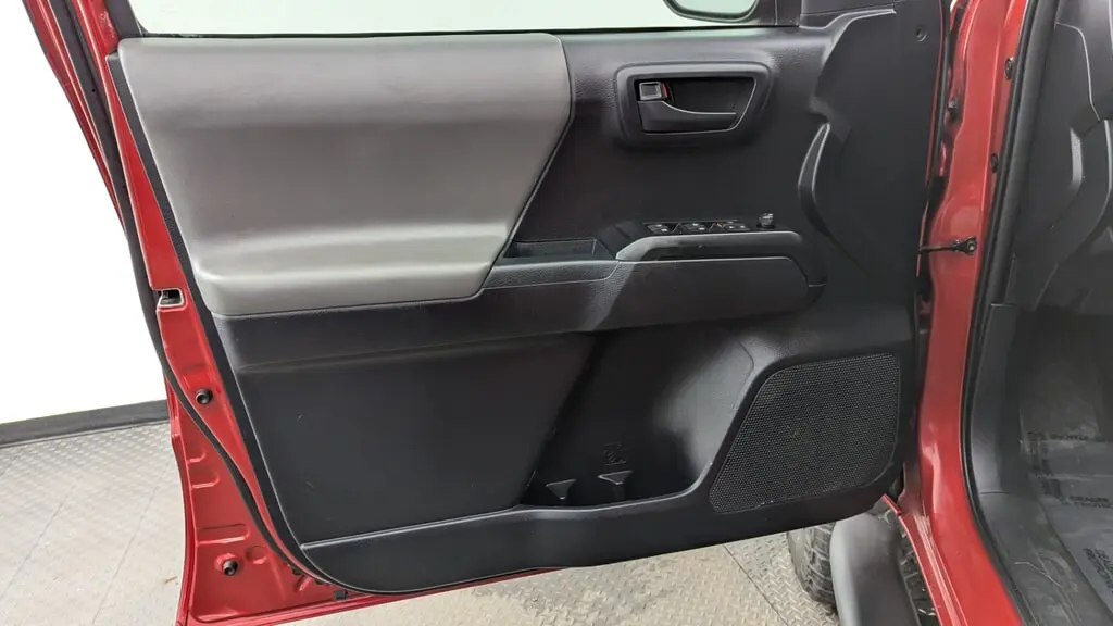 Florida Fine Cars - Used TOYOTA TACOMA 2WD 2020 MARGATE SR