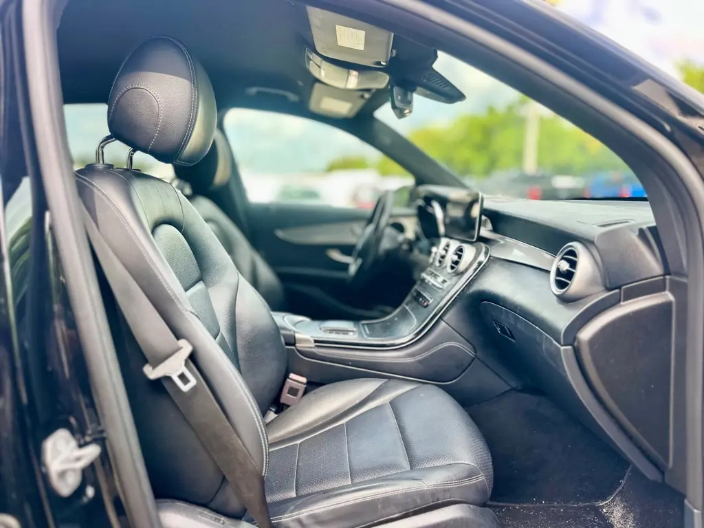 Florida Fine Cars - Used MERCEDES-BENZ GLC 2021 WEST PALM GLC 300