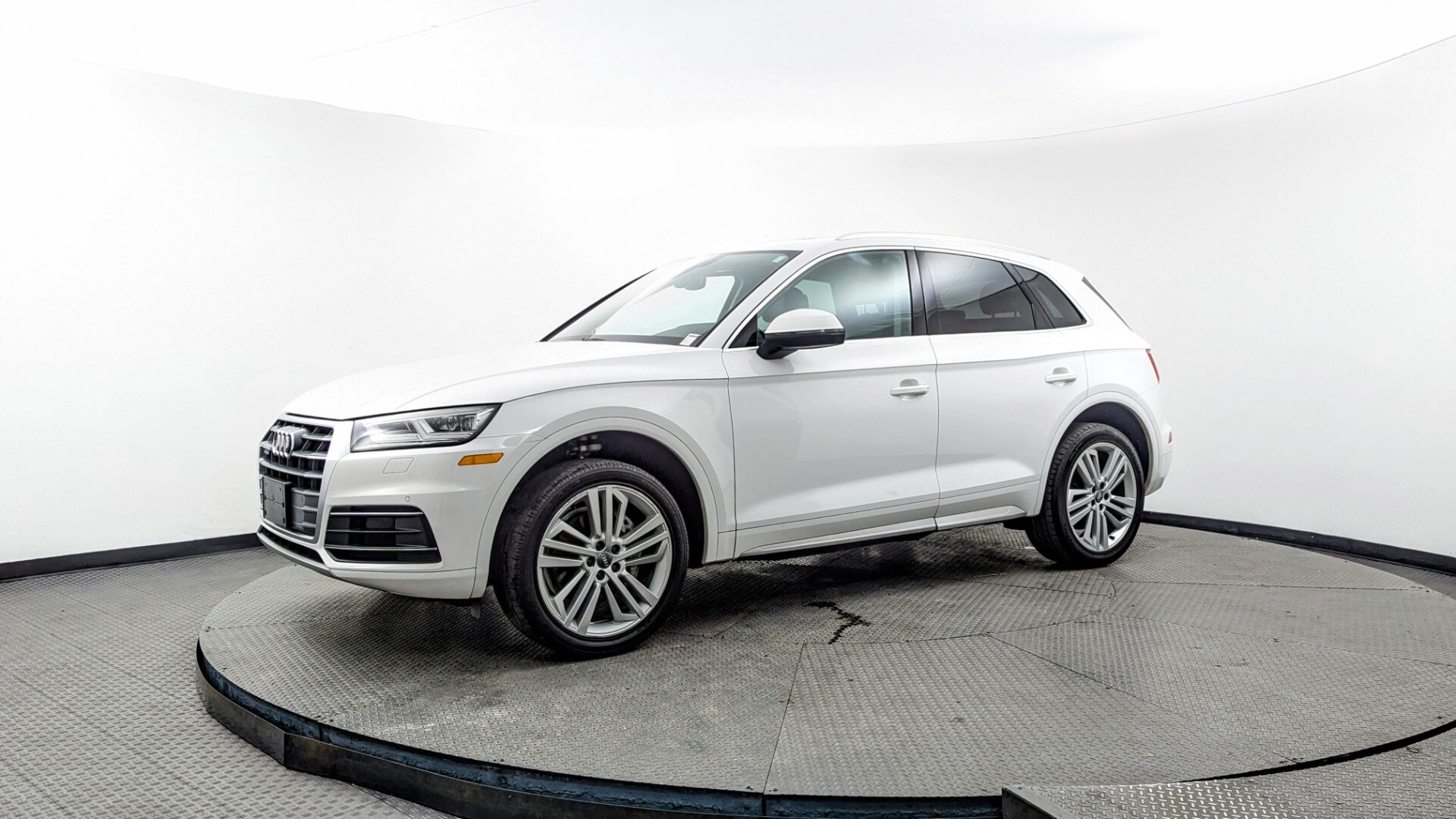 2020 Audi Q5 Premium Plus