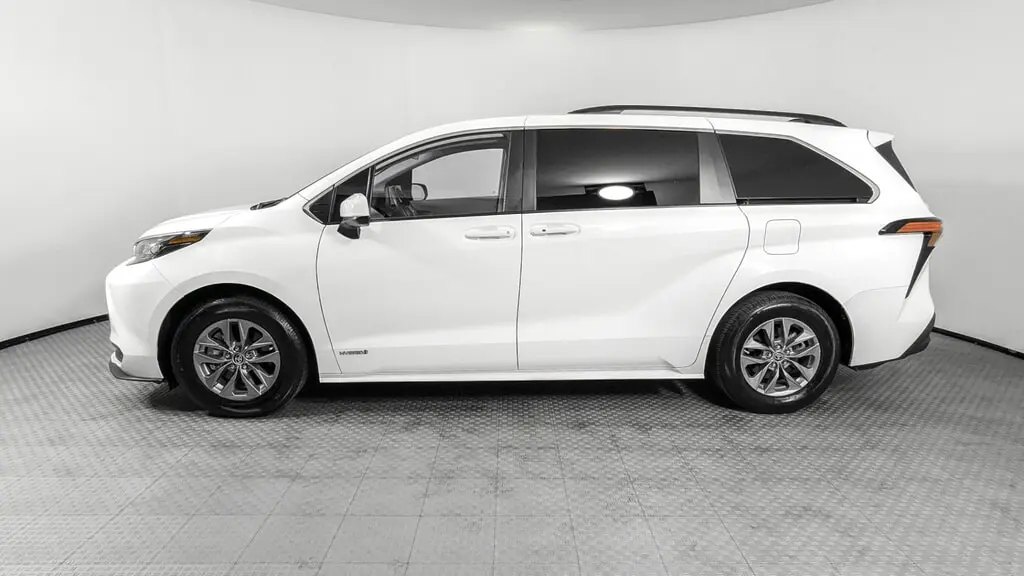Florida Fine Cars - Used TOYOTA SIENNA 2021 ORLANDO LE