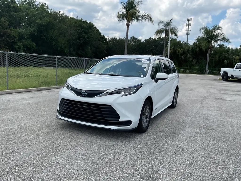 Florida Fine Cars - Used TOYOTA SIENNA 2021 ORLANDO LE