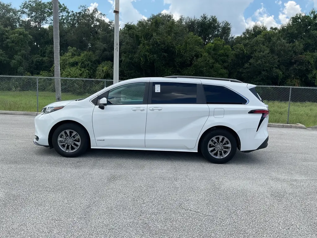 Florida Fine Cars - Used TOYOTA SIENNA 2021 ORLANDO LE