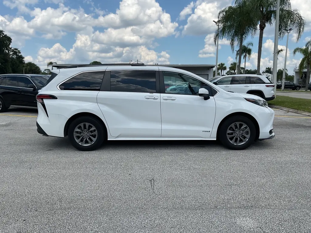 Florida Fine Cars - Used TOYOTA SIENNA 2021 ORLANDO LE