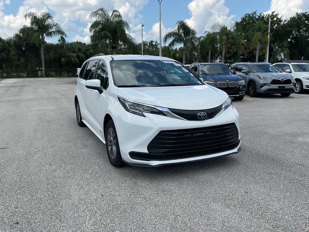 Florida Fine Cars - Used TOYOTA SIENNA 2021 ORLANDO LE