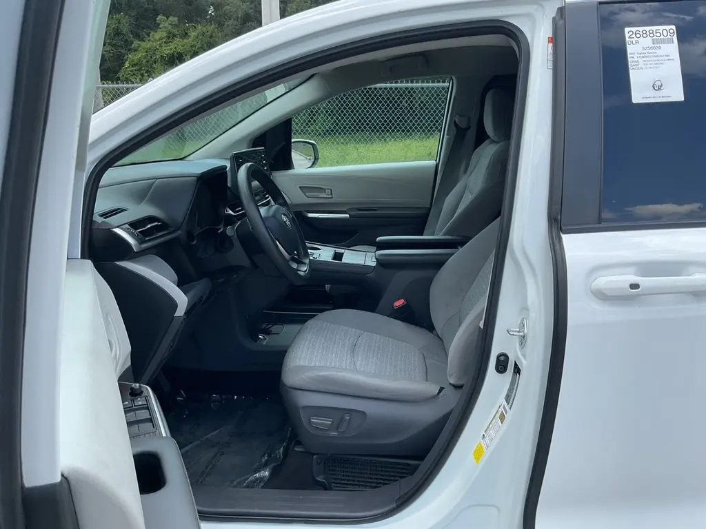 Florida Fine Cars - Used TOYOTA SIENNA 2021 ORLANDO LE
