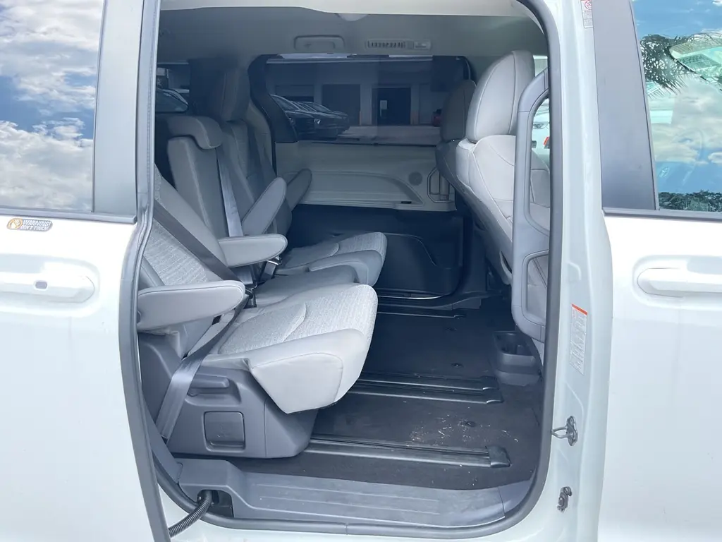 Florida Fine Cars - Used TOYOTA SIENNA 2021 ORLANDO LE