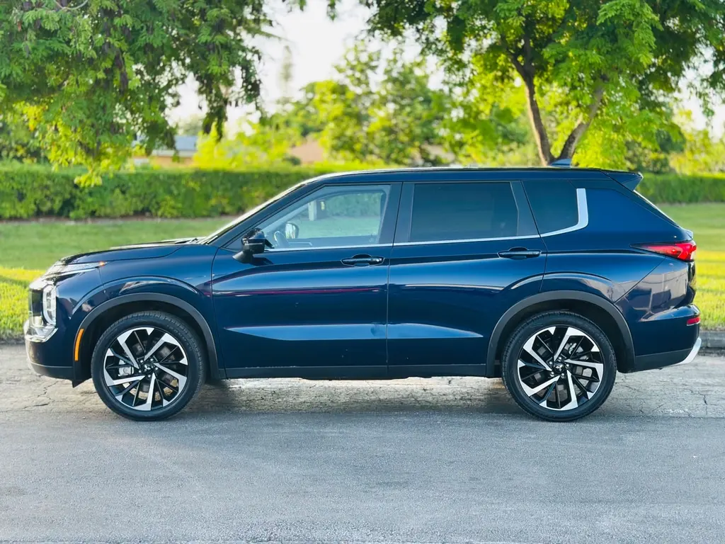 Florida Fine Cars - Used MITSUBISHI OUTLANDER 2024 WEST PALM SE
