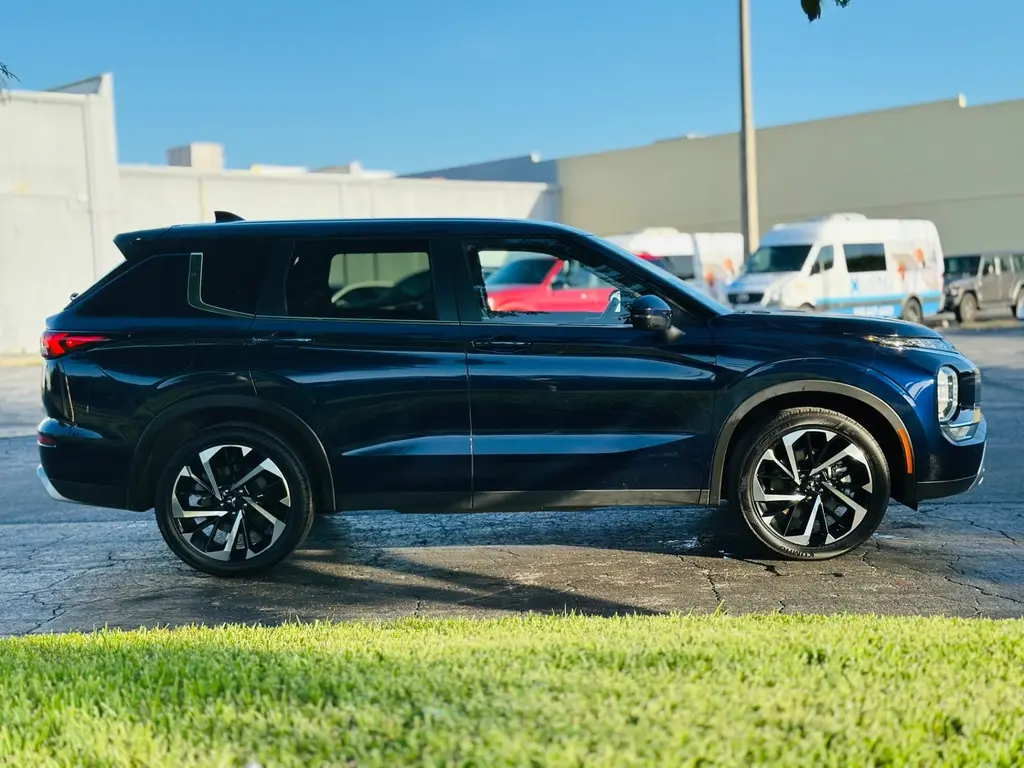 Florida Fine Cars - Used MITSUBISHI OUTLANDER 2024 WEST PALM SE
