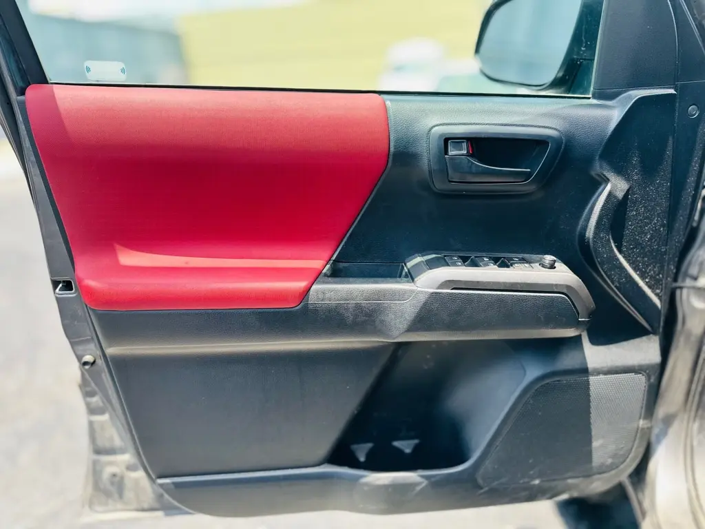 Florida Fine Cars - Used TOYOTA TACOMA 4WD 2019 MIAMI SR5