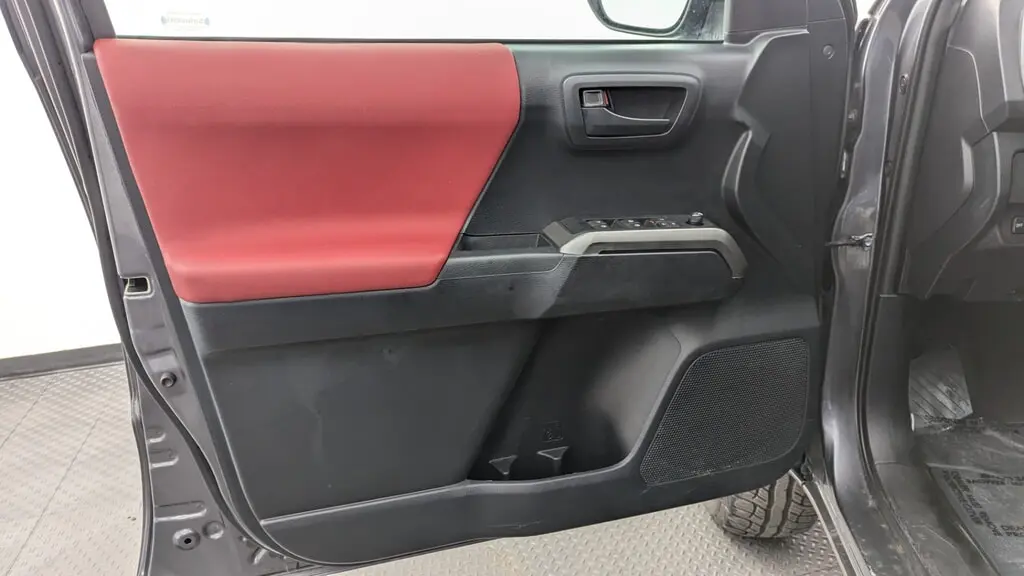 Florida Fine Cars - Used TOYOTA TACOMA 4WD 2019 MIAMI SR5