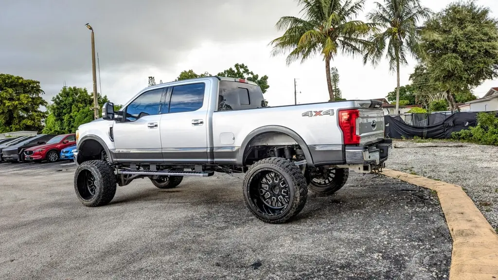 Florida Fine Cars - Used FORD SUPER DUTY F-250 SRW 2017 MIAMI LARIAT