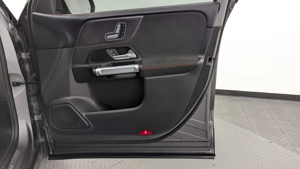 Florida Fine Cars - Used MERCEDES-BENZ GLB 2021 WEST PALM GLB 250