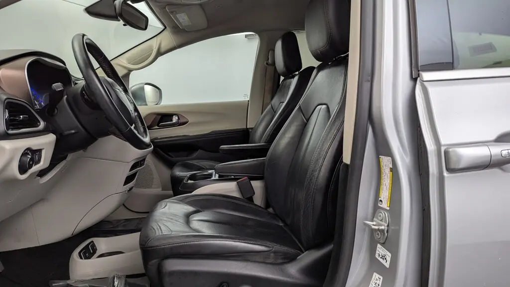 Florida Fine Cars - Used CHRYSLER PACIFICA 2018 WEST PALM TOURING L