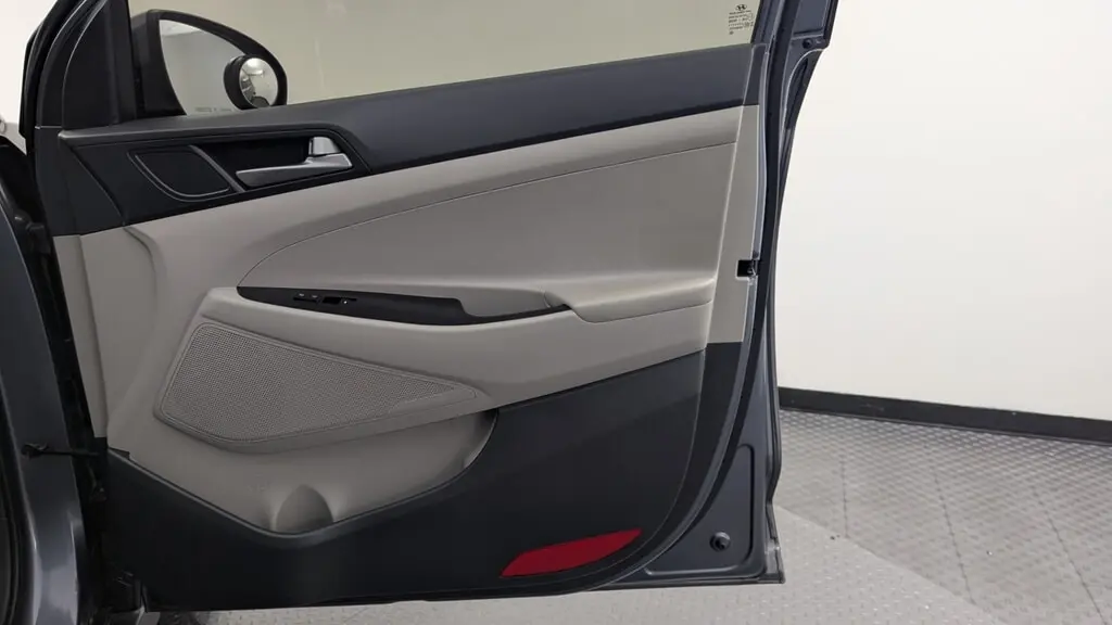 Florida Fine Cars - Used HYUNDAI TUCSON 2018 WEST PALM VALUE