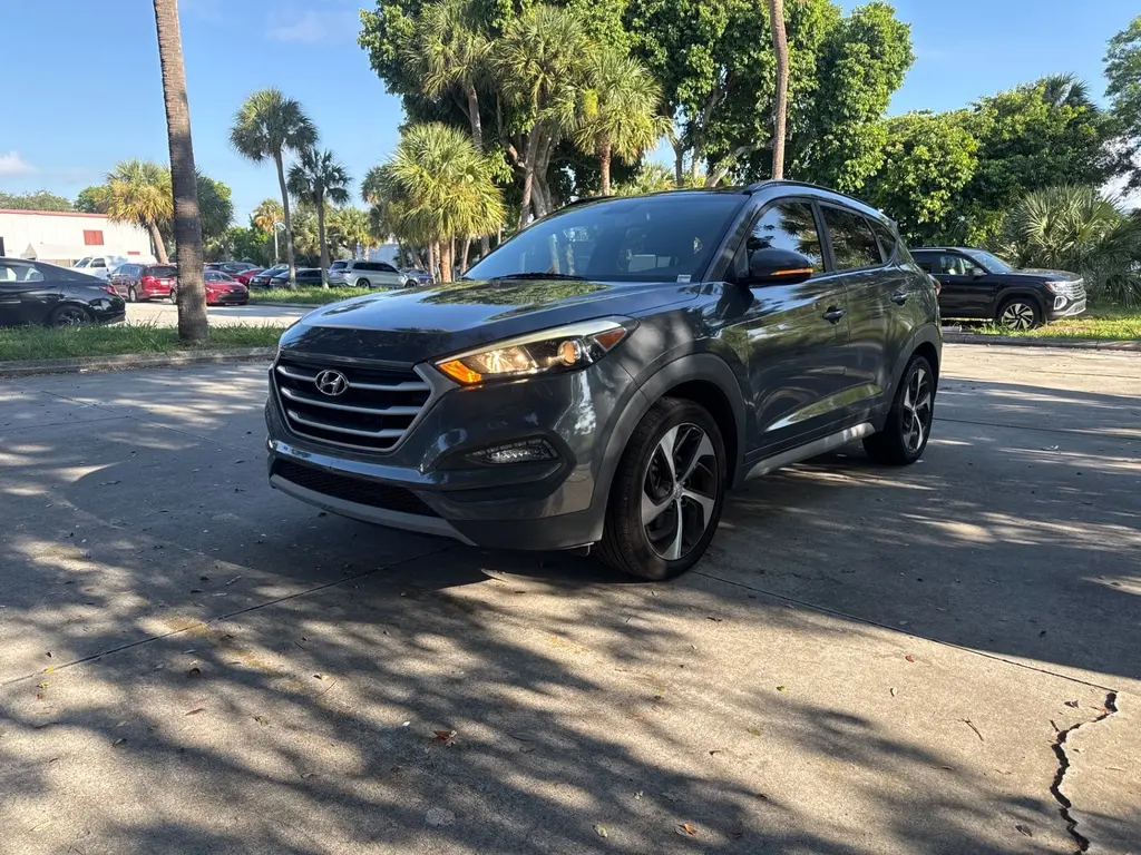 Florida Fine Cars - Used HYUNDAI TUCSON 2018 WEST PALM VALUE