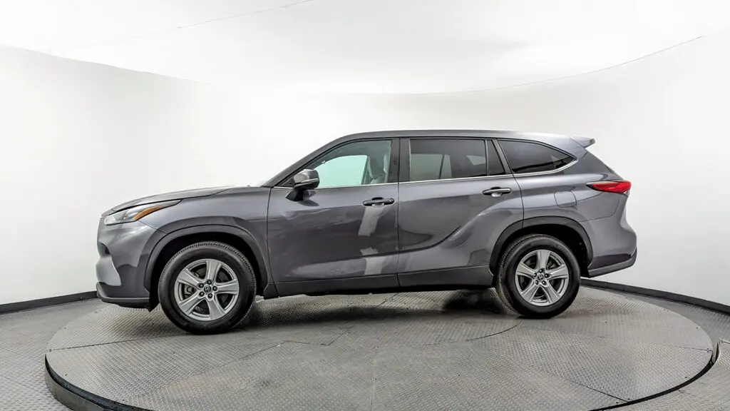 Florida Fine Cars - Used TOYOTA HIGHLANDER 2023 MARGATE L