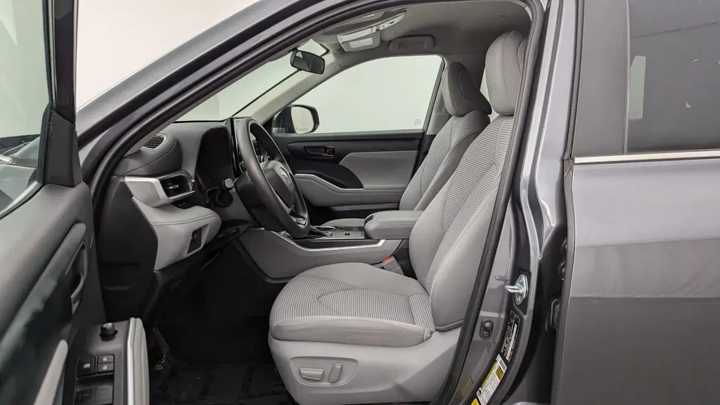 Florida Fine Cars - Used TOYOTA HIGHLANDER 2023 MARGATE L