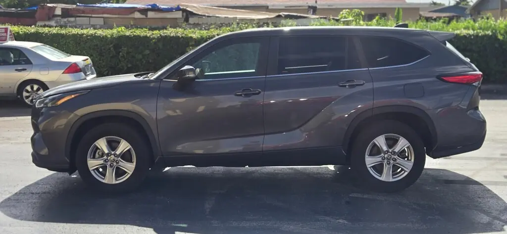 Florida Fine Cars - Used TOYOTA HIGHLANDER 2023 MARGATE L