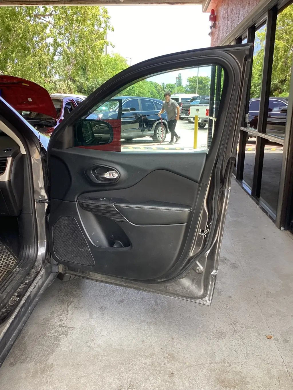 Florida Fine Cars - Used JEEP CHEROKEE 2017 MIAMI LATITUDE