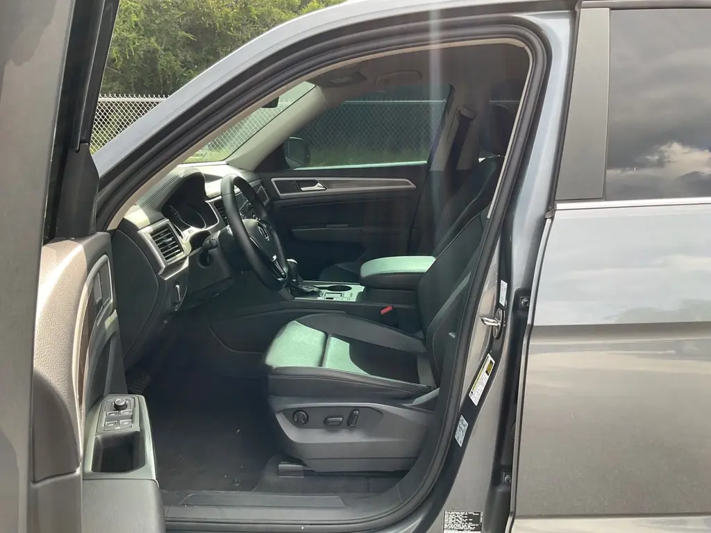 Florida Fine Cars - Used VOLKSWAGEN ATLAS 2018 ORLANDO 2.0T SE W/TECHNOLOGY