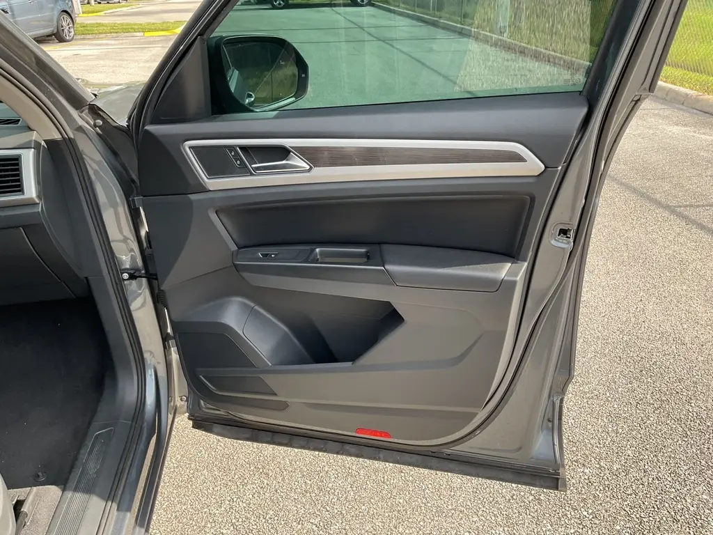 Florida Fine Cars - Used VOLKSWAGEN ATLAS 2018 ORLANDO 2.0T SE W/TECHNOLOGY