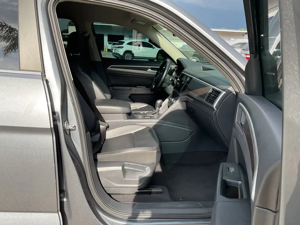 Florida Fine Cars - Used VOLKSWAGEN ATLAS 2018 ORLANDO 2.0T SE W/TECHNOLOGY
