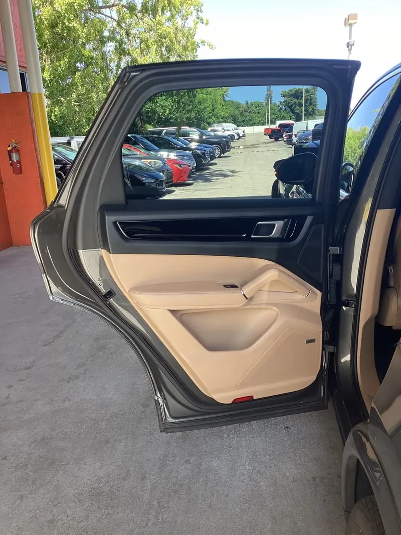 Florida Fine Cars - Used PORSCHE CAYENNE 2019 MARGATE 