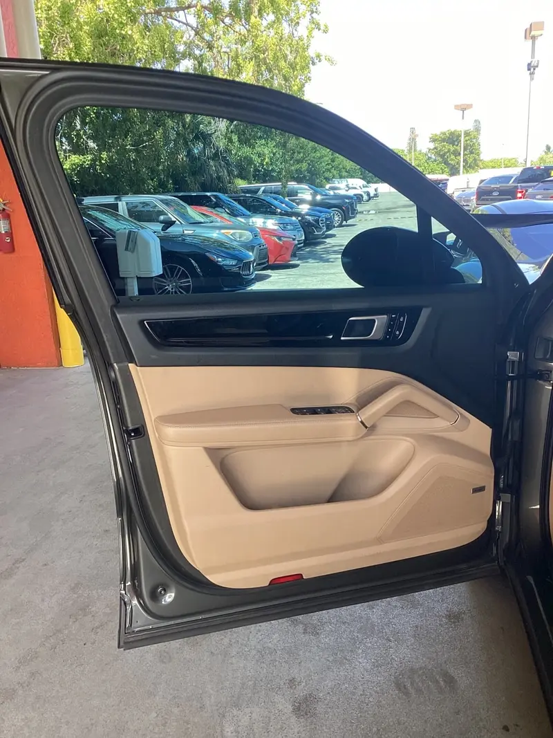 Florida Fine Cars - Used PORSCHE CAYENNE 2019 MARGATE 