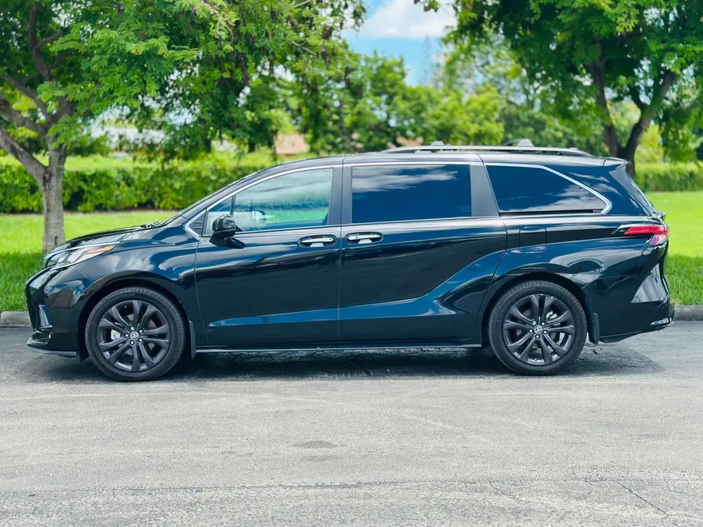 Florida Fine Cars - Used TOYOTA SIENNA 2022 MARGATE XSE