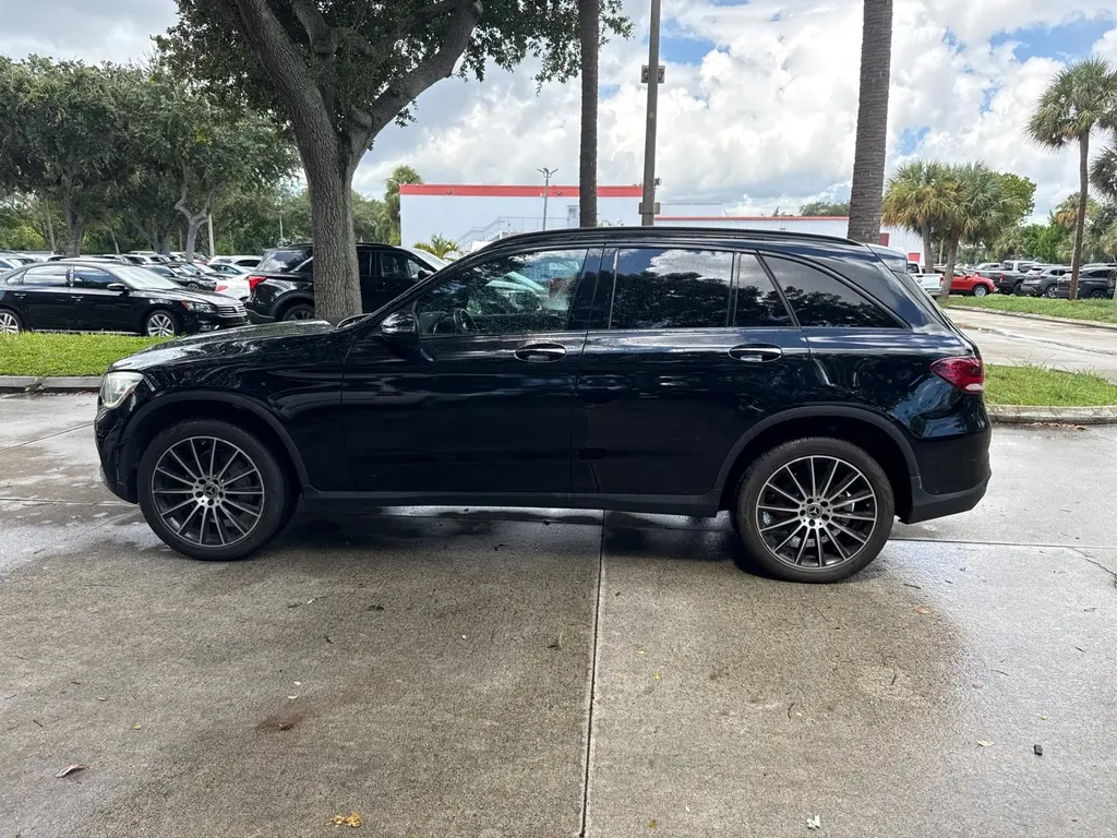 Florida Fine Cars - Used MERCEDES-BENZ GLC 2021 WEST PALM GLC 300