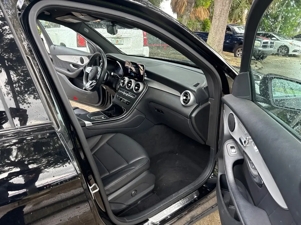 Florida Fine Cars - Used MERCEDES-BENZ GLC 2021 WEST PALM GLC 300