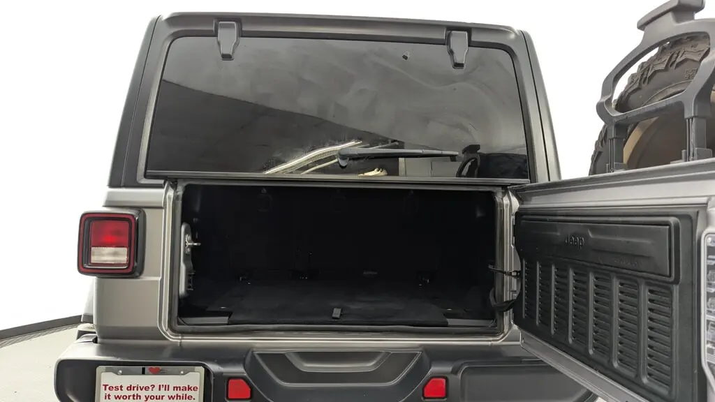 Florida Fine Cars - Used JEEP WRANGLER UNLIMITED 2019 WEST PALM SAHARA