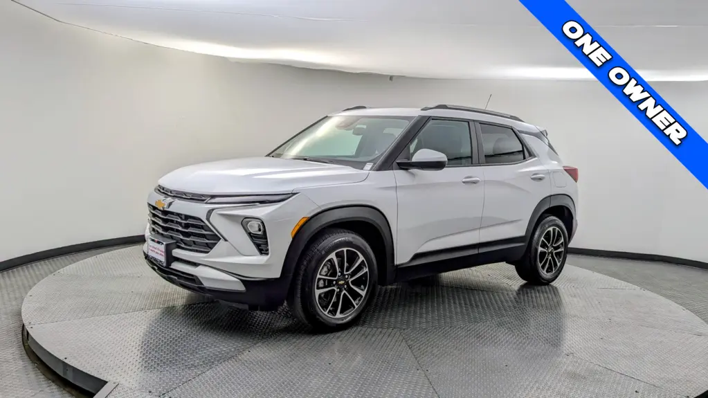 Florida Fine Cars - Used CHEVROLET TRAILBLAZER 2024 WEST PALM LT
